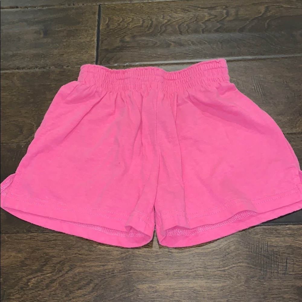 ♥️ Barely worn Pink “soffe-like” shorts 🌸